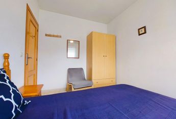 Apartamento 2 dormitorios con piscina al lado del mar