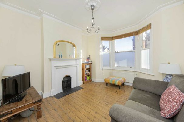 Bronsart Road, SW6, London - Photo 1