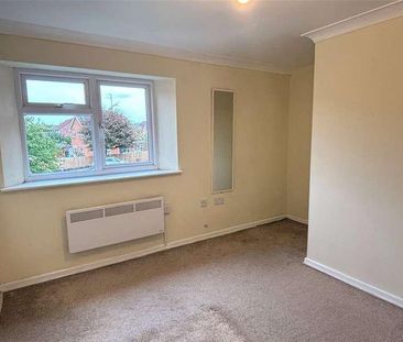 Grange Court, Northway, Tewkesbury, Gloucestershire, GL20 - Photo 4