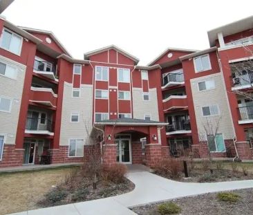 BEAUTIFUL CONDO 2 BEDS - $1450/Month | 412 - 156, Country Village C... - Photo 1