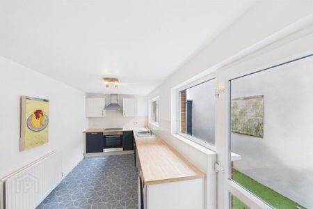 36 Trevor Street, Holywood, BT18 9NA - Photo 3