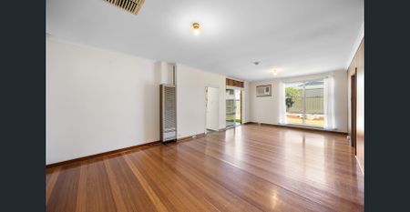 Family Living Between City & Sea - Photo 2