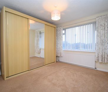 Mapplewell Drive, Ossett - Photo 6