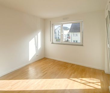Toll geschnittene 2-Zimmer Wohnung mit Südloggia - Photo 3
