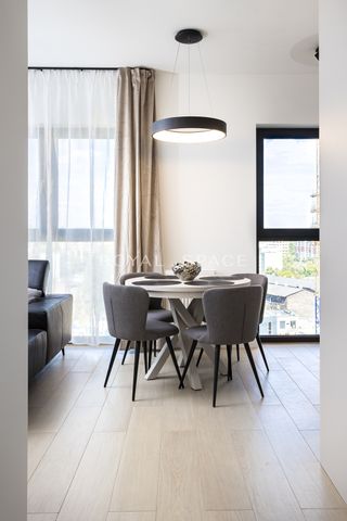 Pierwsza Dzielnica | z balkonem | 8 piętro - Zdjęcie 4