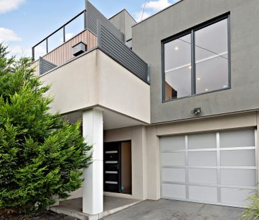 Thinking of selling? Contact our agent - Photo 5