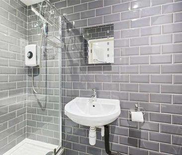 Owlsmoor Road, Owlsmoor, Sandhurst, Berkshire, GU47 - Photo 4