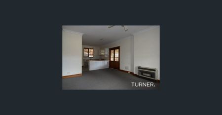 Two Bedroom Townhouse Brand New Modern Kitchen & Brand New Carpet Throughout! - Photo 3