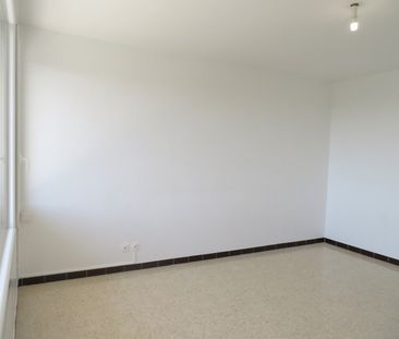 T2, 57m²+Parking Nîmes, Rue des Bananiers, 625€ H.C - Photo 3