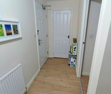 2 Bed Flat, Anglian Way, CV3 - Photo 1