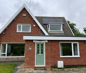 Beccles Road - Photo 4