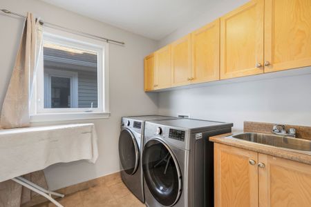 For Lease - 471 Creekview Way, Blossom Park - Airport and Area, Ontario - Photo 2