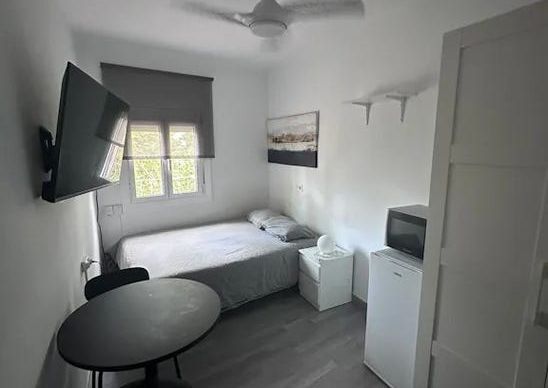 Via Favència, Barcelona, Catalonia 08042