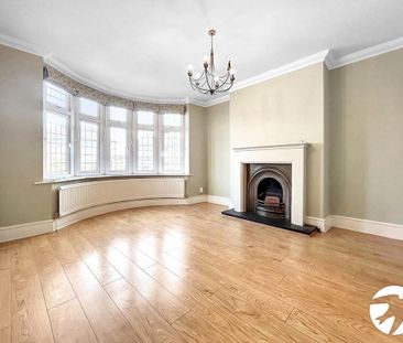 4 bedroom semi-detached house to rent - Photo 1