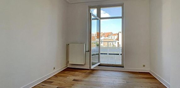 Appartement te huur in Elsene voor € 1.100 met 1 slaapkamer - Foto 2