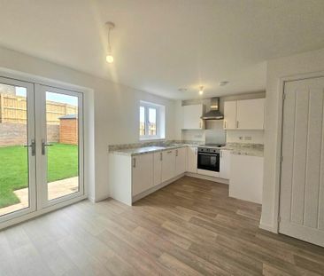 3 bedroom property to rent - Photo 3