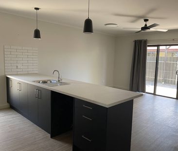 BRAND NEW HOME - This is the perfect home, in the perfect location.... - Photo 6