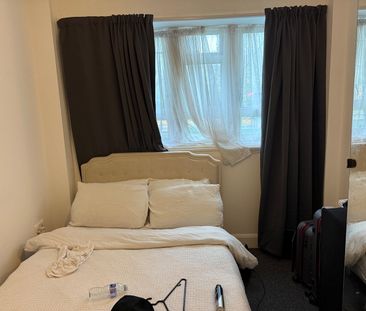 2 Bed Flat, Tilling House, SE15 - Photo 4