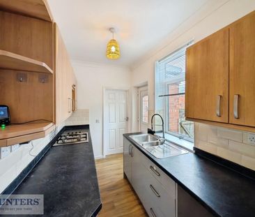 3 bedroom House To Let Total Size: 1163 SQ FT - Photo 2