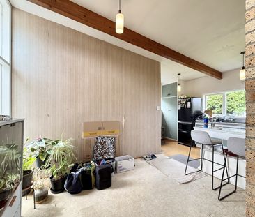 2 Bedroom House in Lower Hutt - Photo 4