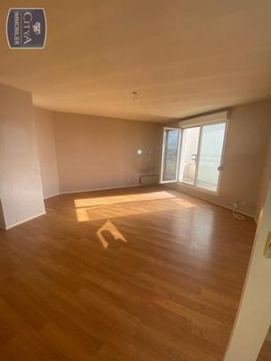 Location Appartement 1 pièce 39m² LYON 3ème - Photo 1