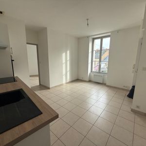 Location Appartement 2 pièces 27m² CHATEAUBRIANT 44110 - Photo 2