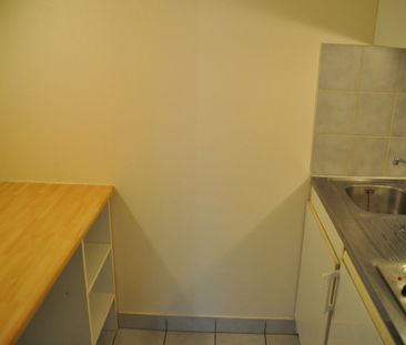 Appartement - 2 pièces - Jaude/Banque de France - Photo 2