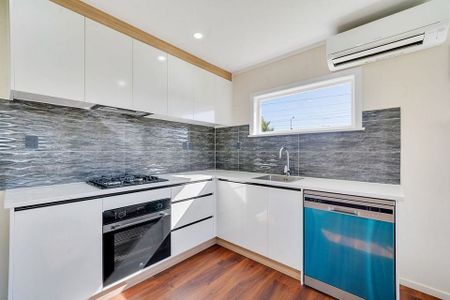 Beautiful 3 Bedroom Unit in Papatoetoe - Photo 5
