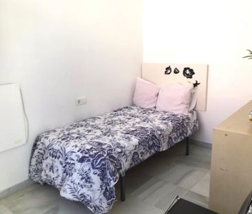 Calle Castellar, Sevilla, Andalusia 41003 - Photo 6