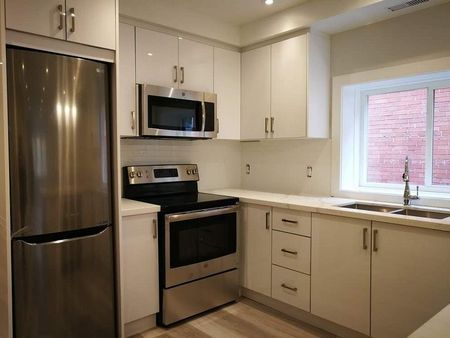 For Lease - 497 Parkside Drive Unit# 4, Toronto, Ontario - Photo 3