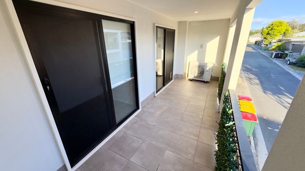 One Bedroom Townhouse in Coomera - Ready To Call Home - Photo 1