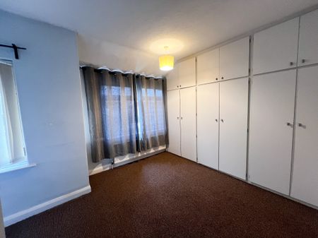 Spring Bank West, Hull - Photo 2