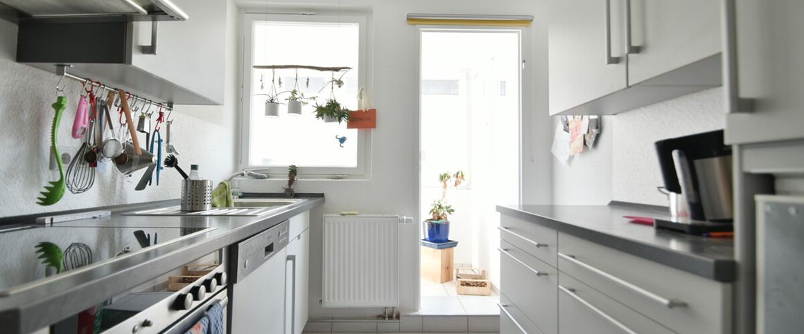 **Traumhaft** Renovierte Altbau-Etagenwohnung in absolut ruhiger Lage von Stuttgart-Ost! - Photo 1