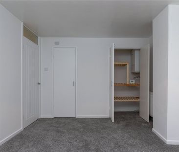 Abbey Road, Macclesfield, Cheshire, SK10 - Photo 6