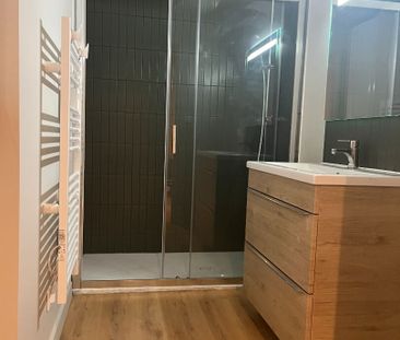 Location Appartement 3 pièces 63m² ST AUBIN LES ELBEUF 76410 - Photo 5