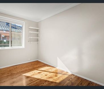 Beautiful 3 bedroom Home - Photo 5