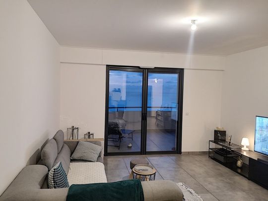 Location Appartement 2 pièces 54m² AJACCIO 20000 - Photo 1