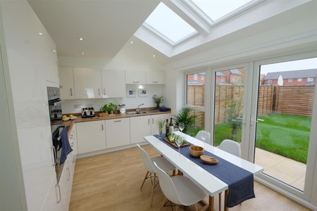 3 Bedroom House To Rent - Photo 3