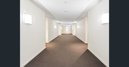 Stunning Lifestyle in the heart of Footscray! - Photo 5