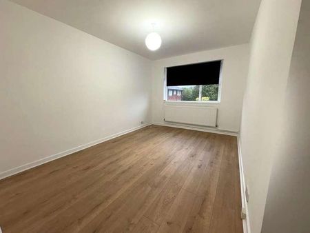 Chessington Court, Marsh Road, HA5 - Photo 3