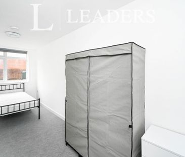 1 bedroom in a house share to rent - Photo 3