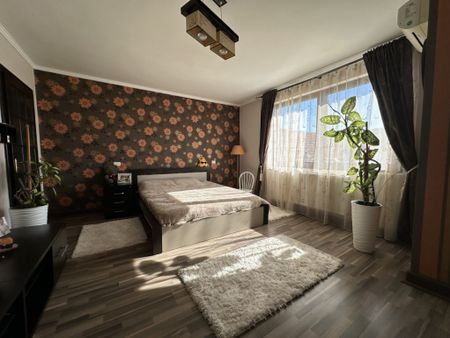 Casa individuala, 9 camere, 1600 mp teren, 300 mp utili - Sa - Photo 5