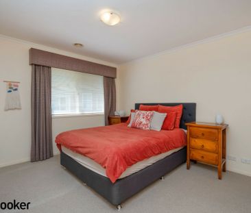 Modern 2-Bedroom House in Prime Bruce Location - Photo 6