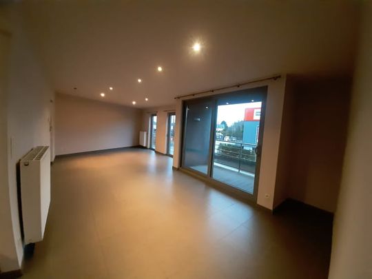 Appartement te huur - Photo 1