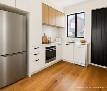 2 Bedroom - 1 Bathroom - Offstreet Parking - Photo 4