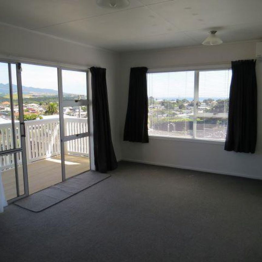 1/39A Simons Street, Moturoa, New Plymouth - Photo 1