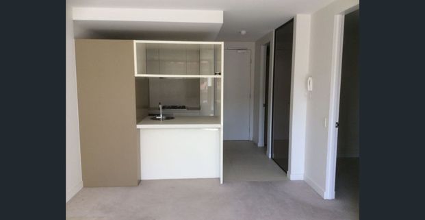 409/33 Mackenzie Street, Melbourne, Vic 3000 - Photo 1