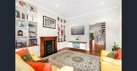 Updated home of premium style and comfort. - Photo 2