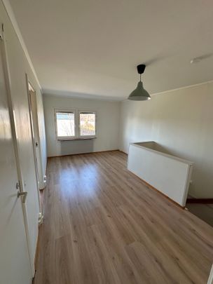 Knalleborgsvägen, Ekerö - Photo 1
