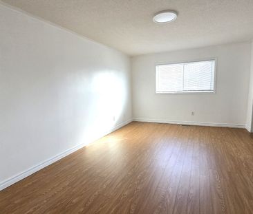 For Lease - 3 Merry Brook Lane, Markham, Ontario - Photo 4